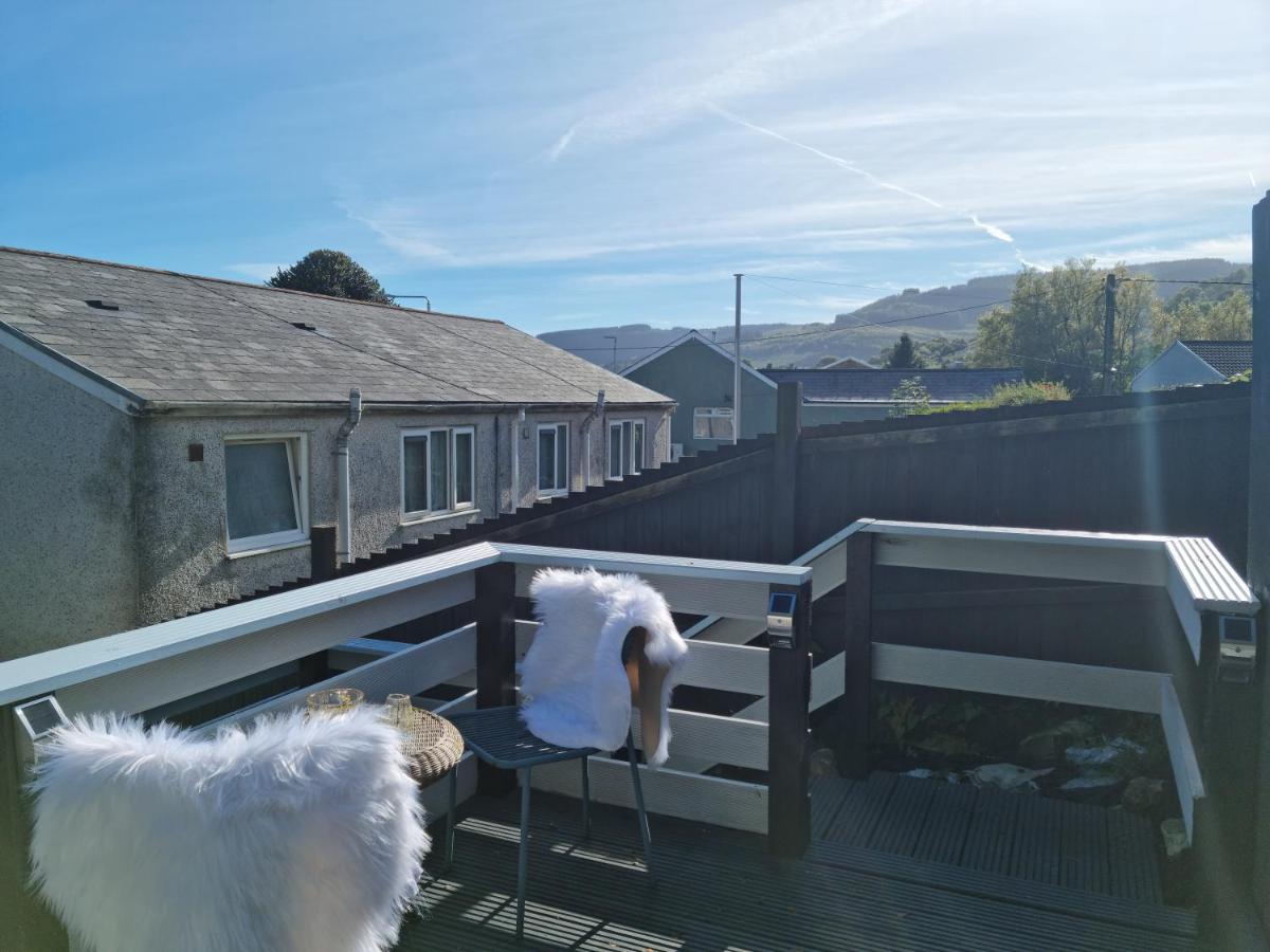 אברדייר Dare Valley Cottage Ex Miners Cottage Near Zip World Pen Y Fan Waterfalls מראה חיצוני תמונה